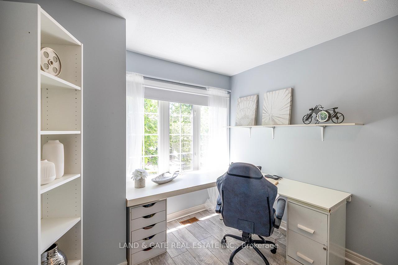 Photo 20 of 120 Warwick Avenue, Ajax, South East — HOMEH