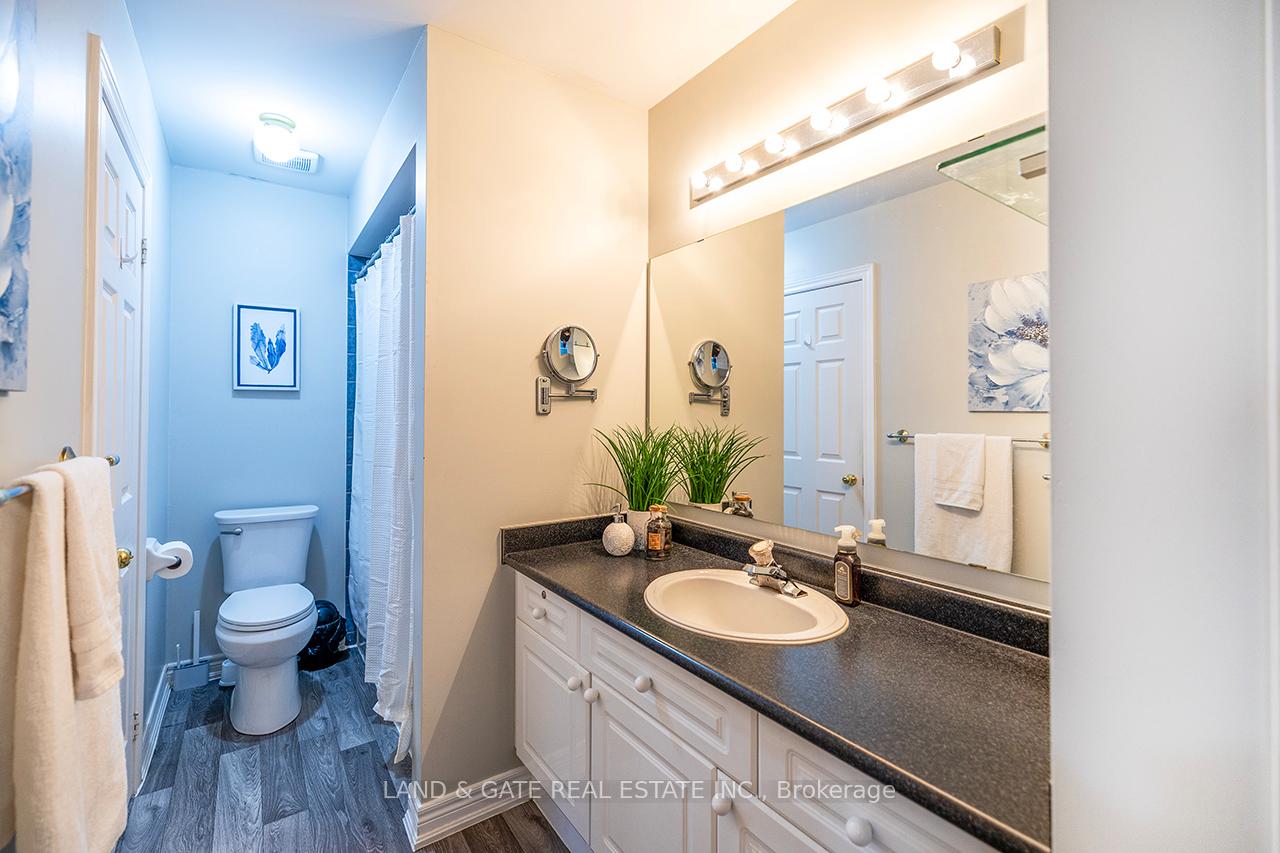 Photo 24 of 120 Warwick Avenue, Ajax, South East — HOMEH