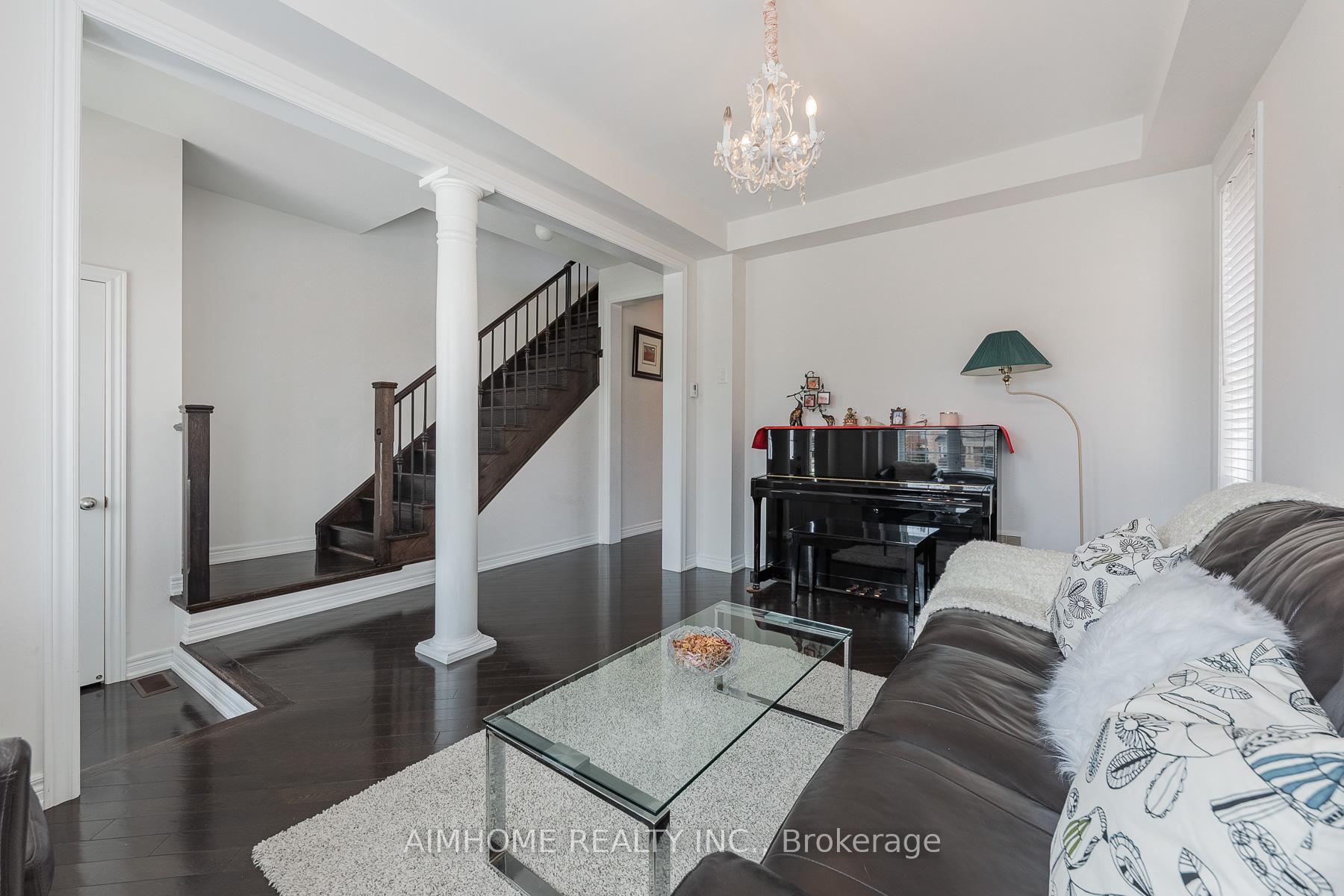 Photo 6 of 192 East's Corners Boulevard, Vaughan, Kleinburg — HOMEH