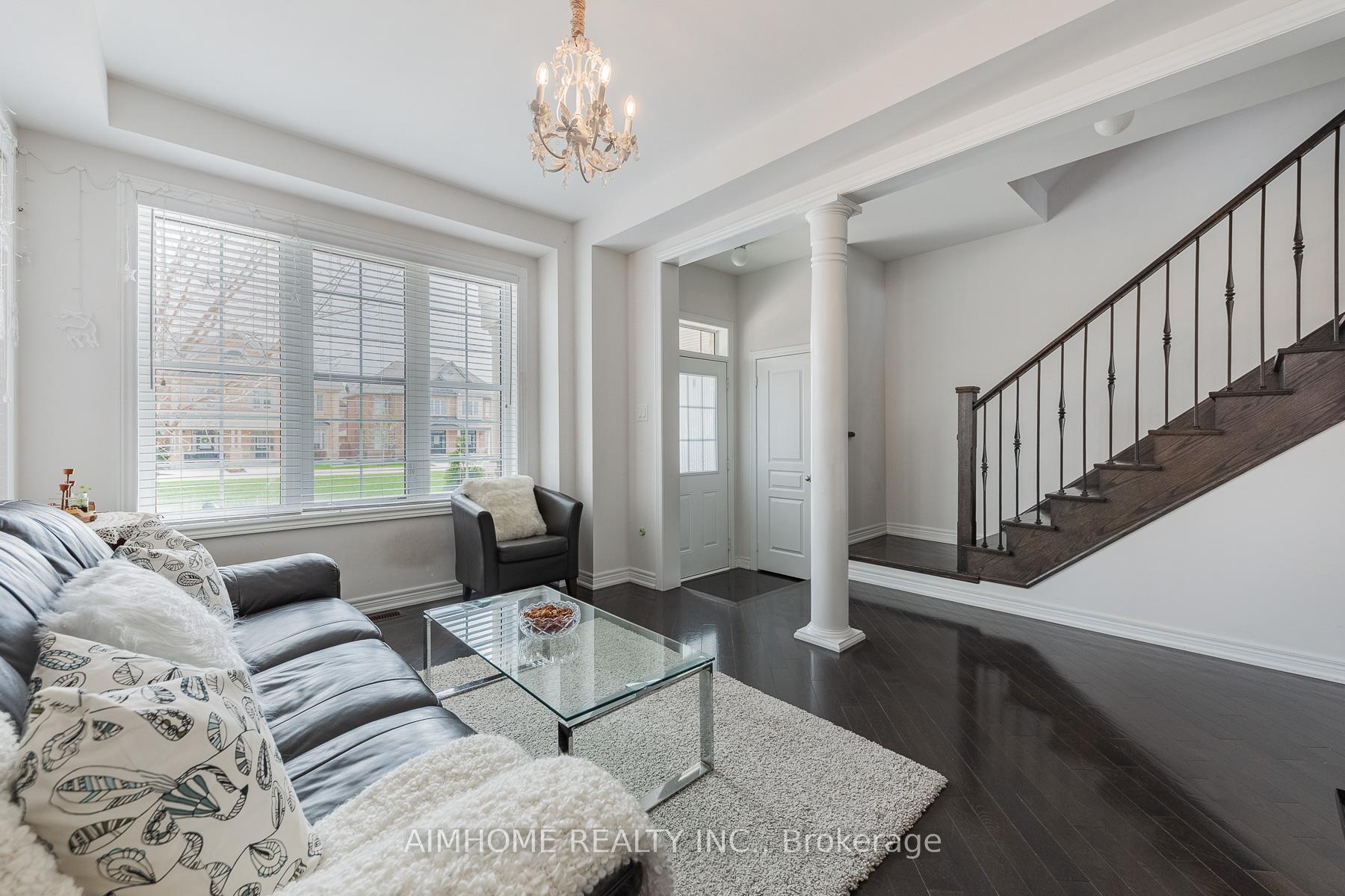 Photo 7 of 192 East's Corners Boulevard, Vaughan, Kleinburg — HOMEH