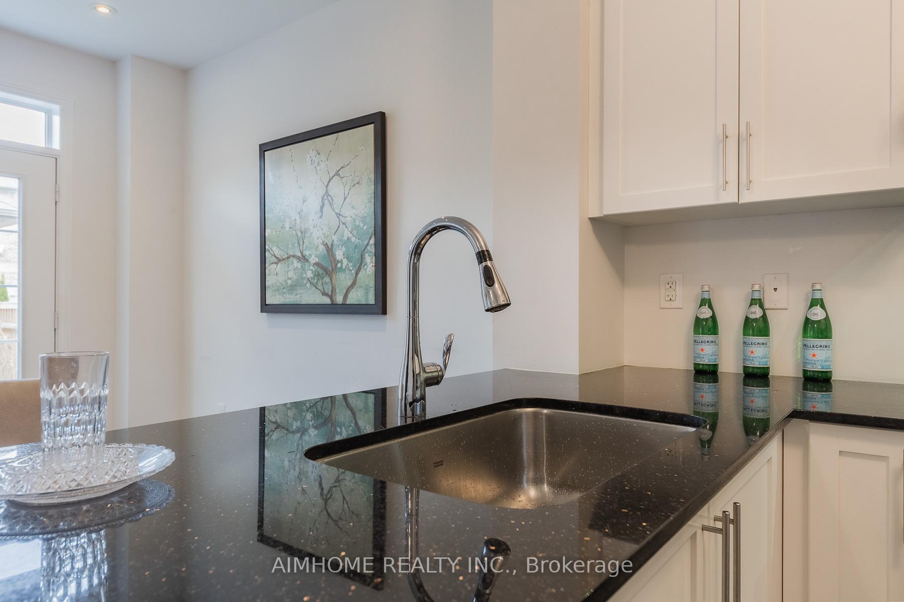 Photo 16 of 192 East's Corners Boulevard, Vaughan, Kleinburg — HOMEH