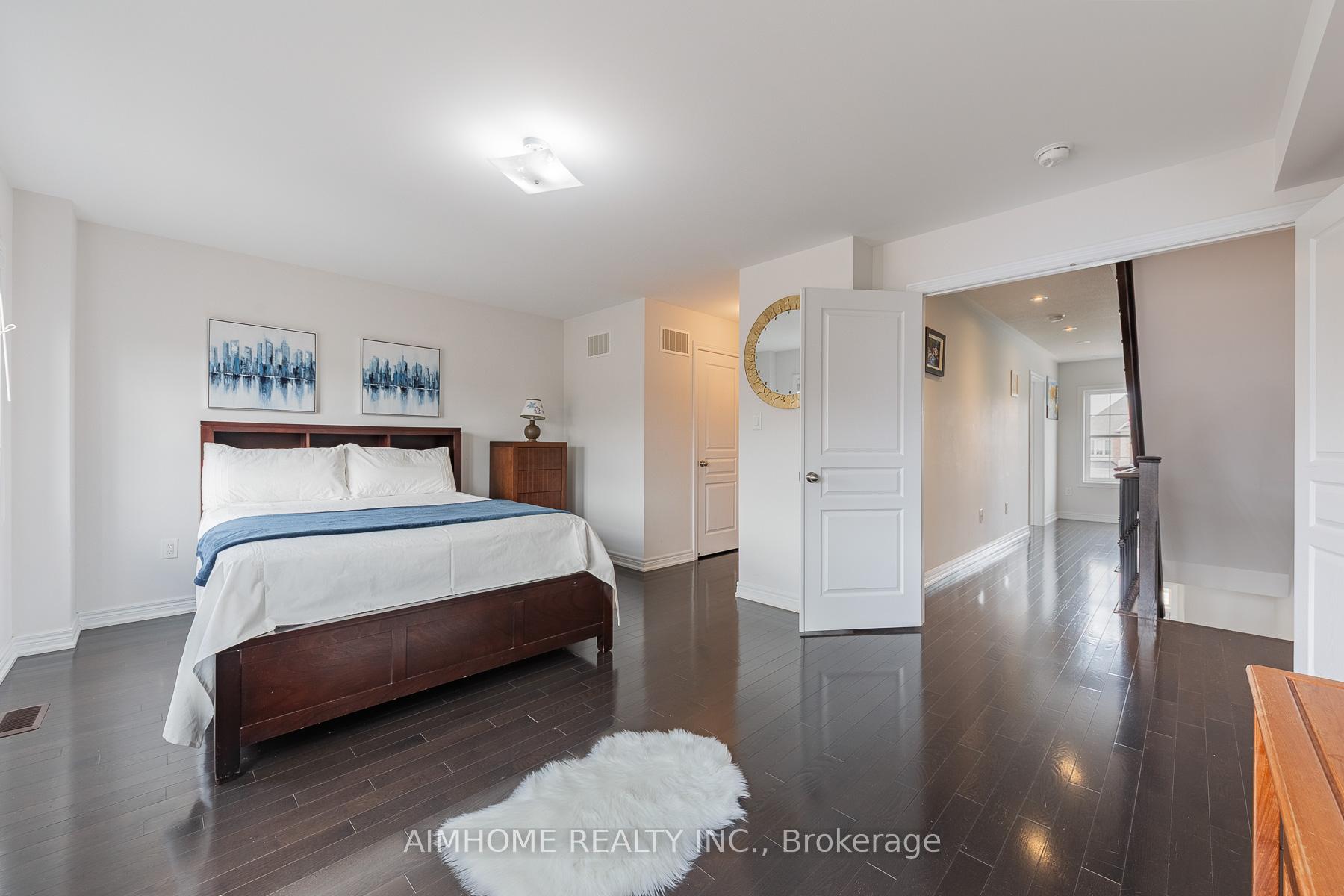 Photo 21 of 192 East's Corners Boulevard, Vaughan, Kleinburg — HOMEH