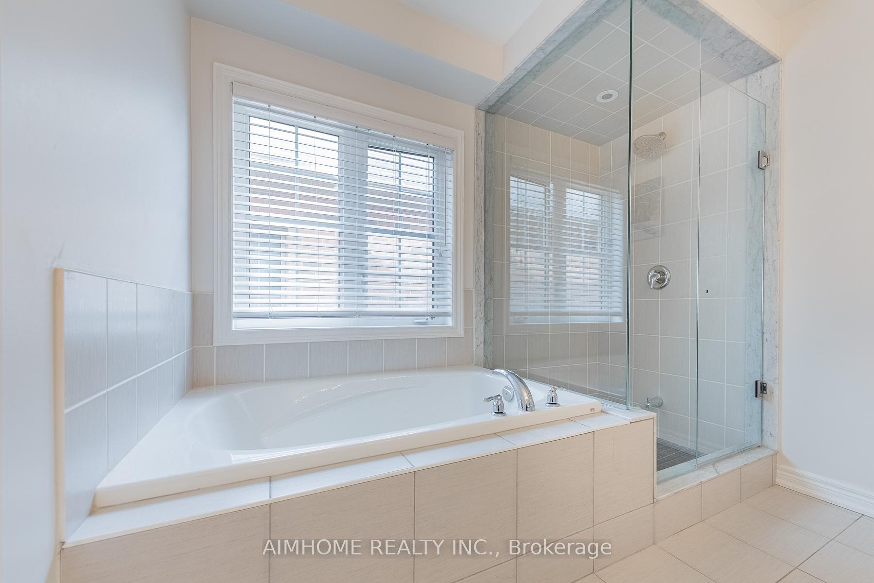 Photo 23 of 192 East's Corners Boulevard, Vaughan, Kleinburg — HOMEH