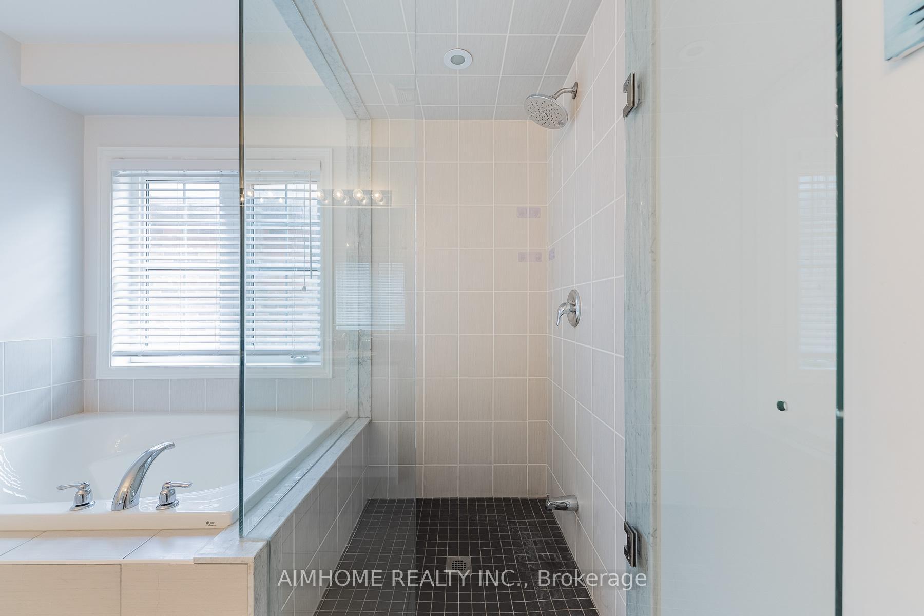 Photo 24 of 192 East's Corners Boulevard, Vaughan, Kleinburg — HOMEH