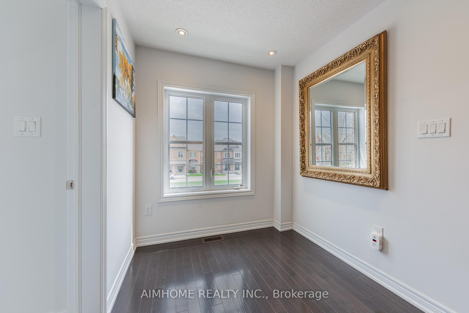 Photo 31 of 192 East's Corners Boulevard, Vaughan, Kleinburg — HOMEH