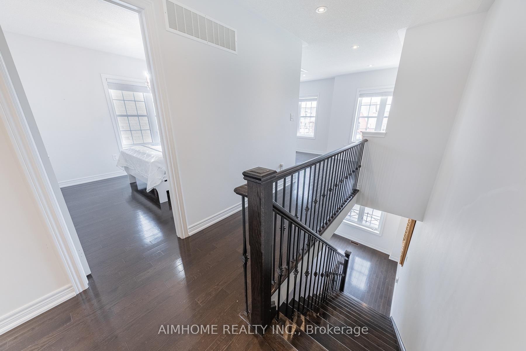 Photo 33 of 192 East's Corners Boulevard, Vaughan, Kleinburg — HOMEH