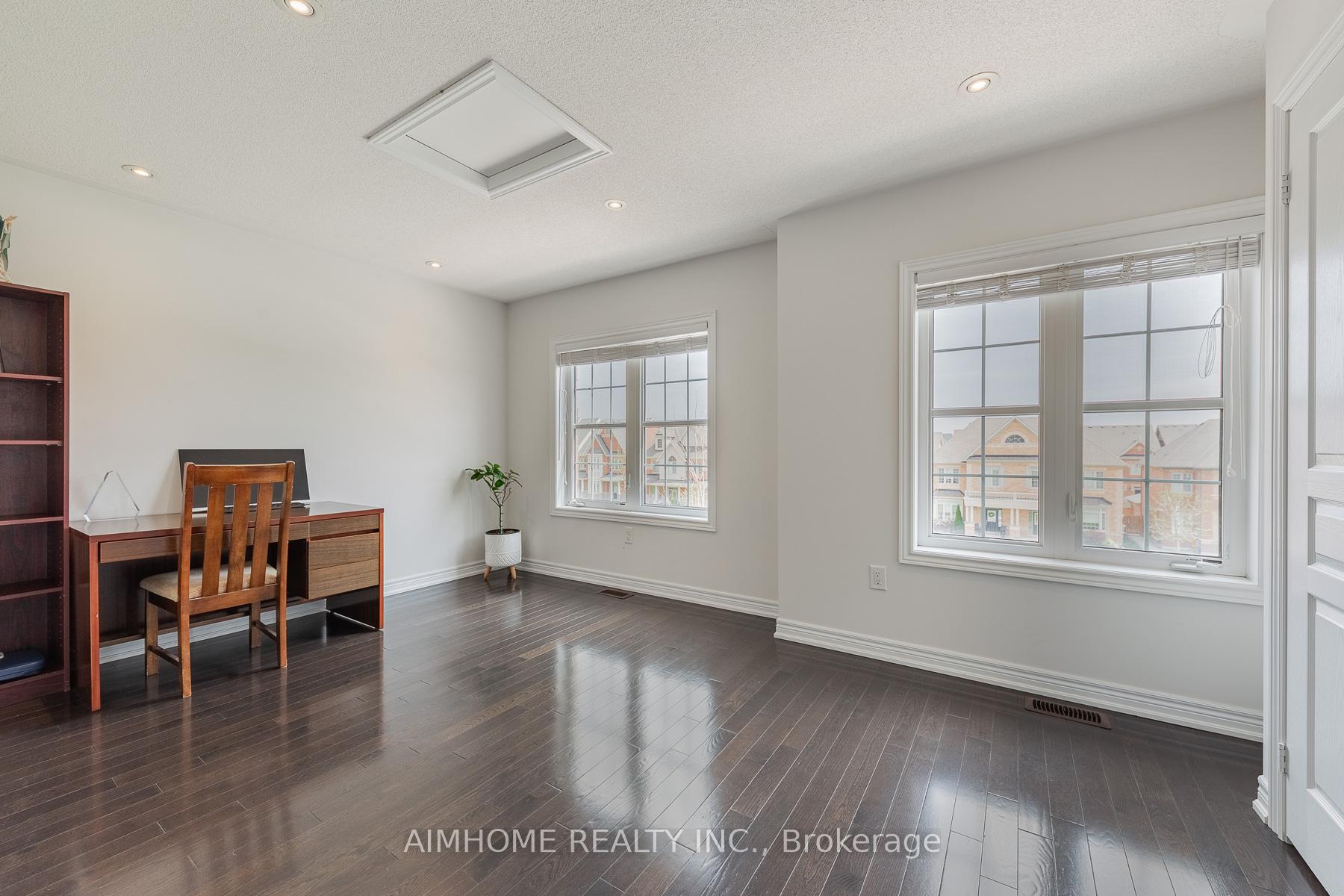 Photo 34 of 192 East's Corners Boulevard, Vaughan, Kleinburg — HOMEH