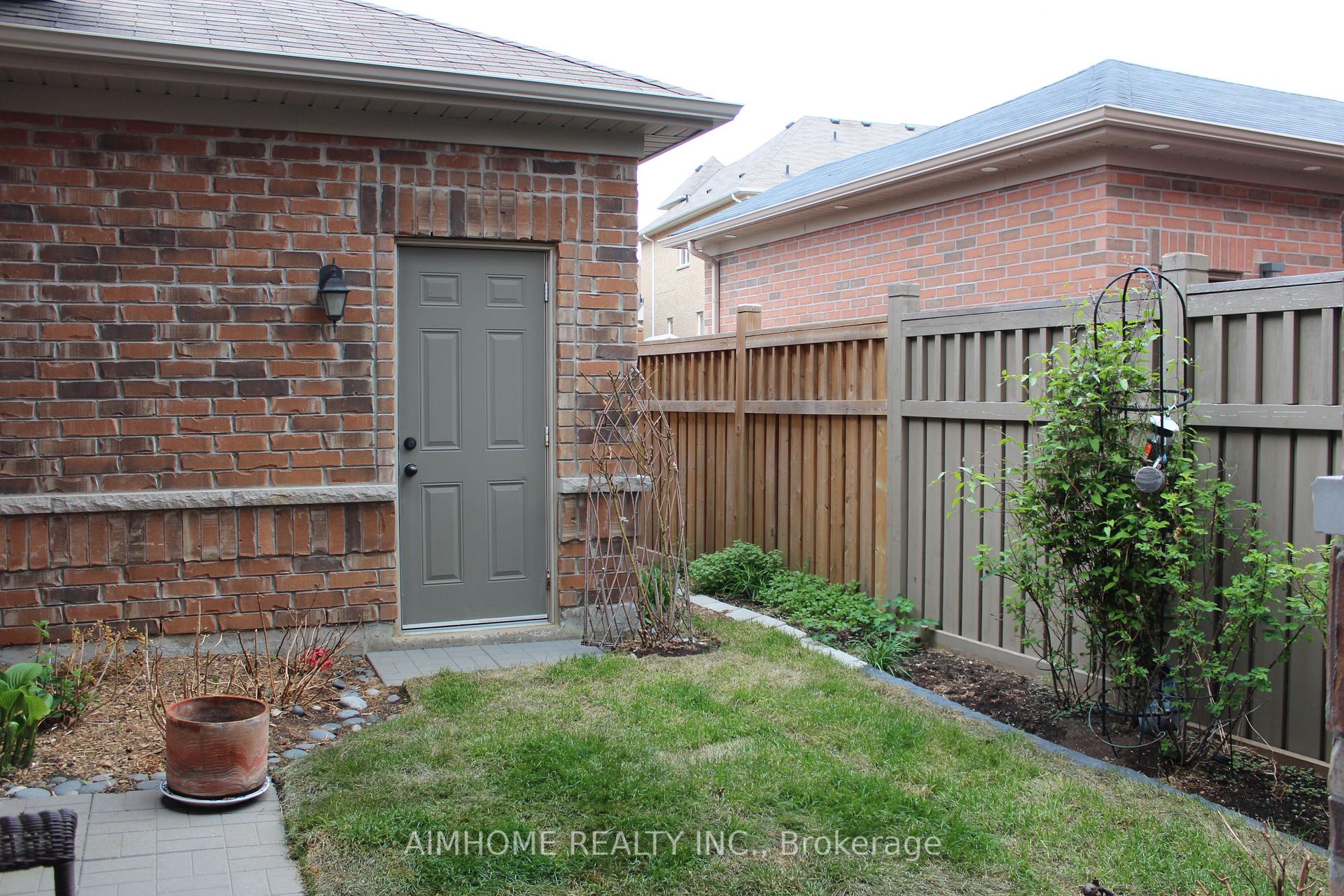Photo 38 of 192 East's Corners Boulevard, Vaughan, Kleinburg — HOMEH