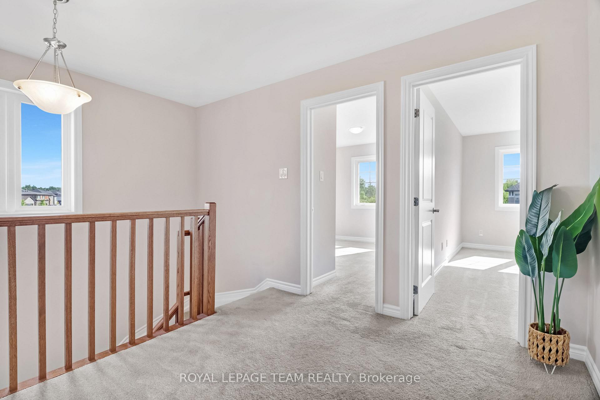 Photo 17 of 126 Wabikon Crescent, Ottawa, Blossom Park/Kemp Park/Findlay Creek — HOMEH