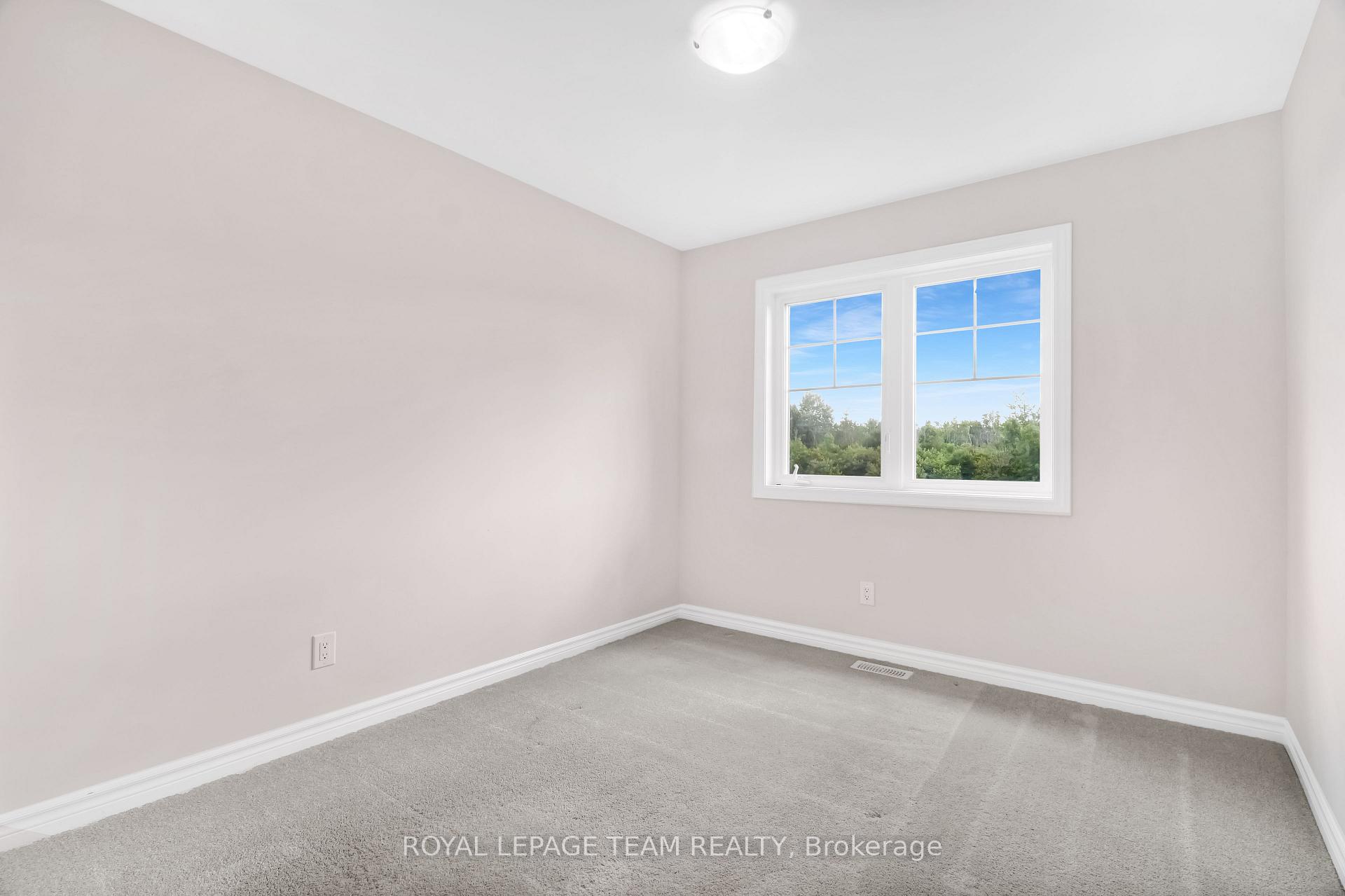 Photo 27 of 126 Wabikon Crescent, Ottawa, Blossom Park/Kemp Park/Findlay Creek — HOMEH