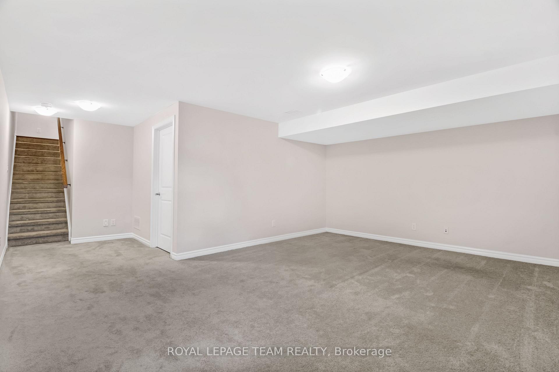 Photo 28 of 126 Wabikon Crescent, Ottawa, Blossom Park/Kemp Park/Findlay Creek — HOMEH