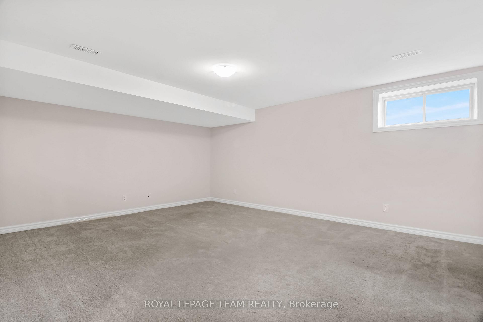 Photo 35 of 126 Wabikon Crescent, Ottawa, Blossom Park/Kemp Park/Findlay Creek — HOMEH