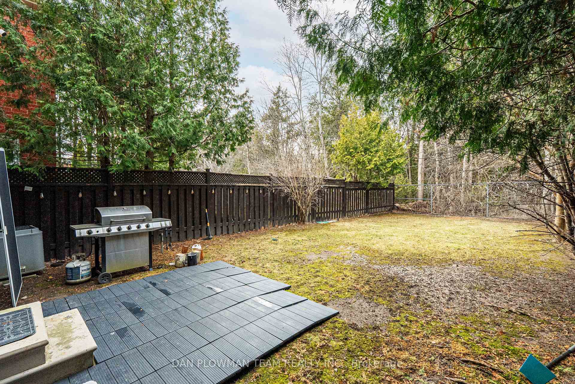 Photo 33 of 720 Swan Place, Pickering, Amberlea — HOMEH