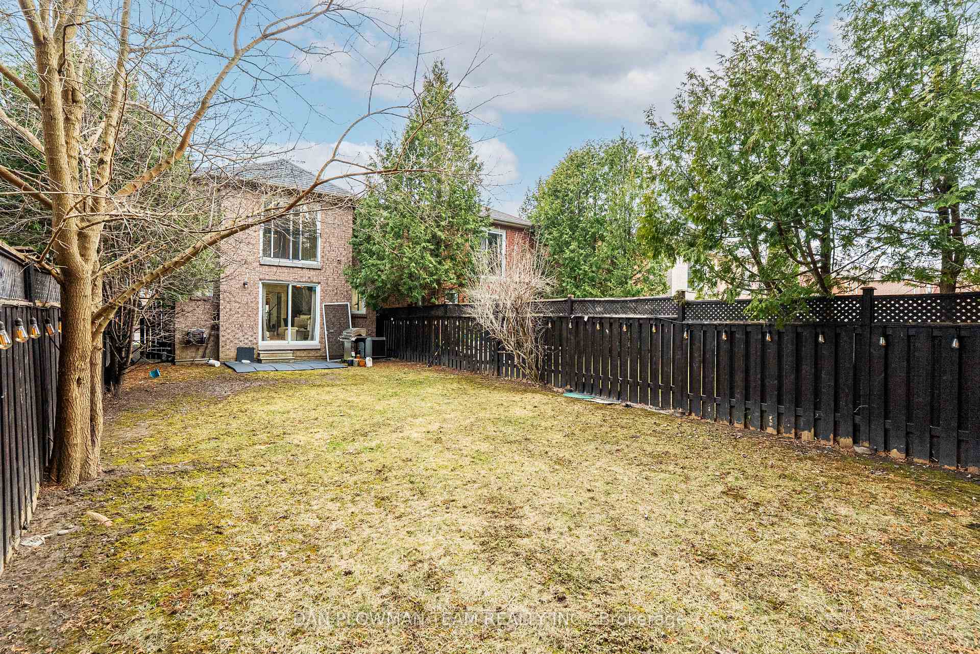 Photo 34 of 720 Swan Place, Pickering, Amberlea — HOMEH