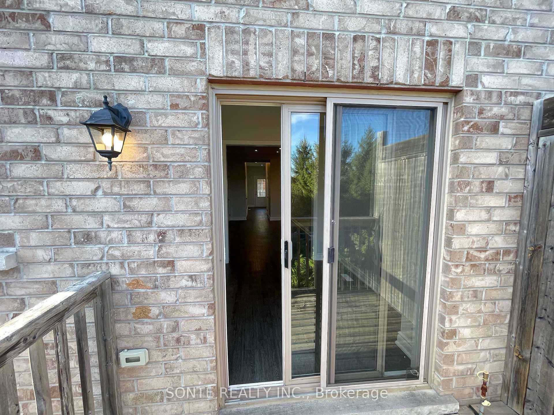 Photo 31 of Unit #21, 40 Megan Crescent, Barrie, Holly — HOMEH