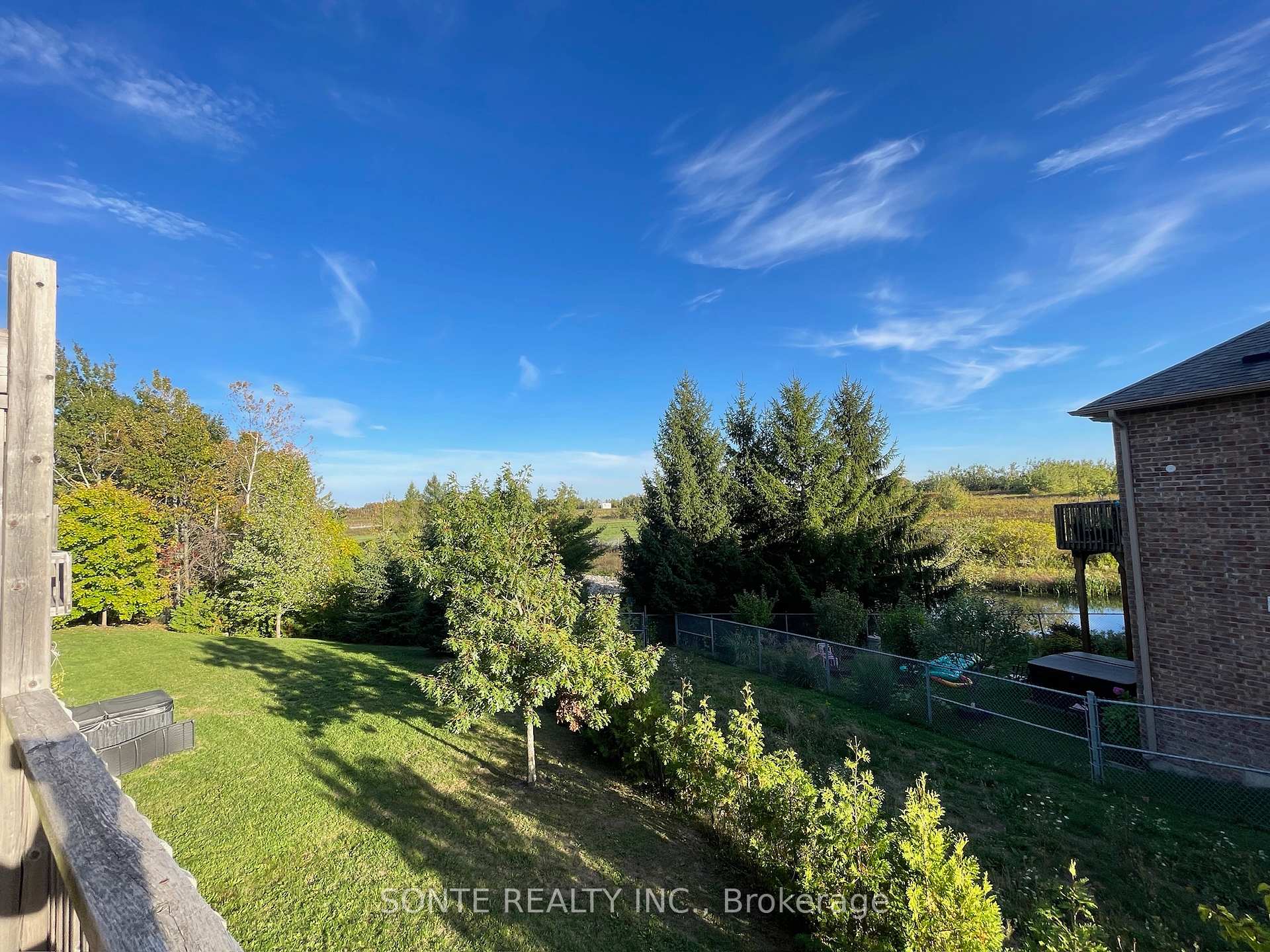 Photo 13 of Unit #21, 40 Megan Crescent, Barrie, Holly — HOMEH