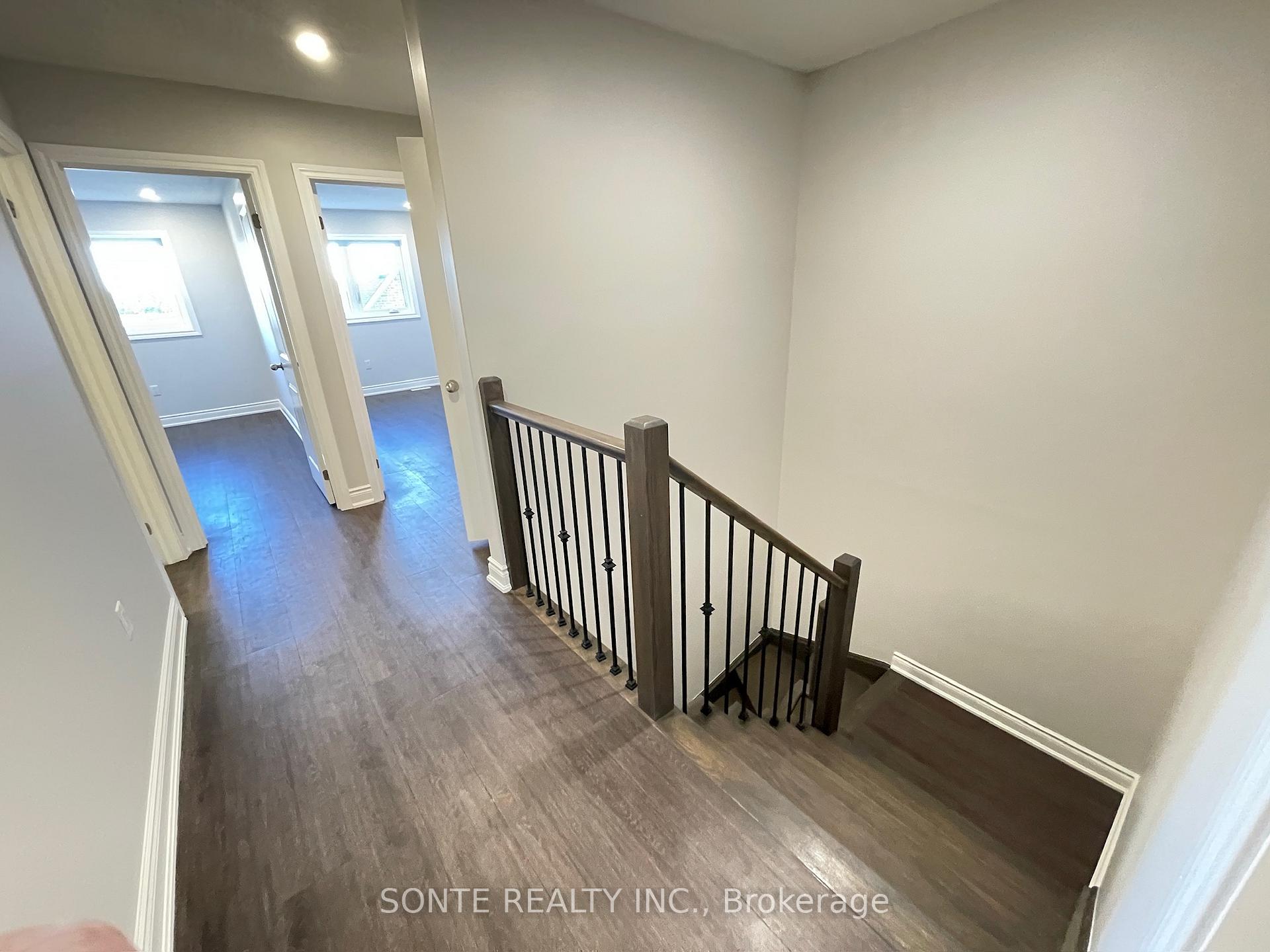 Photo 19 of Unit #21, 40 Megan Crescent, Barrie, Holly — HOMEH