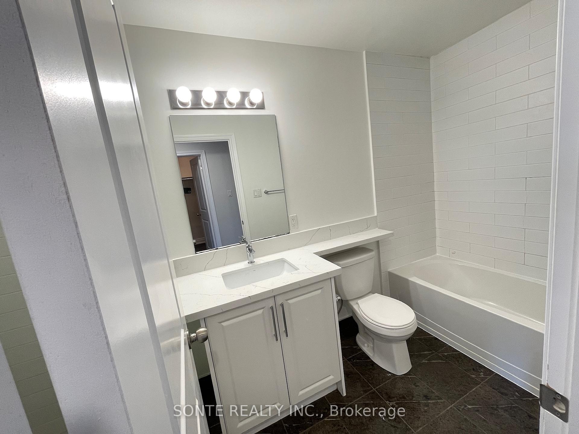 Photo 23 of Unit #21, 40 Megan Crescent, Barrie, Holly — HOMEH