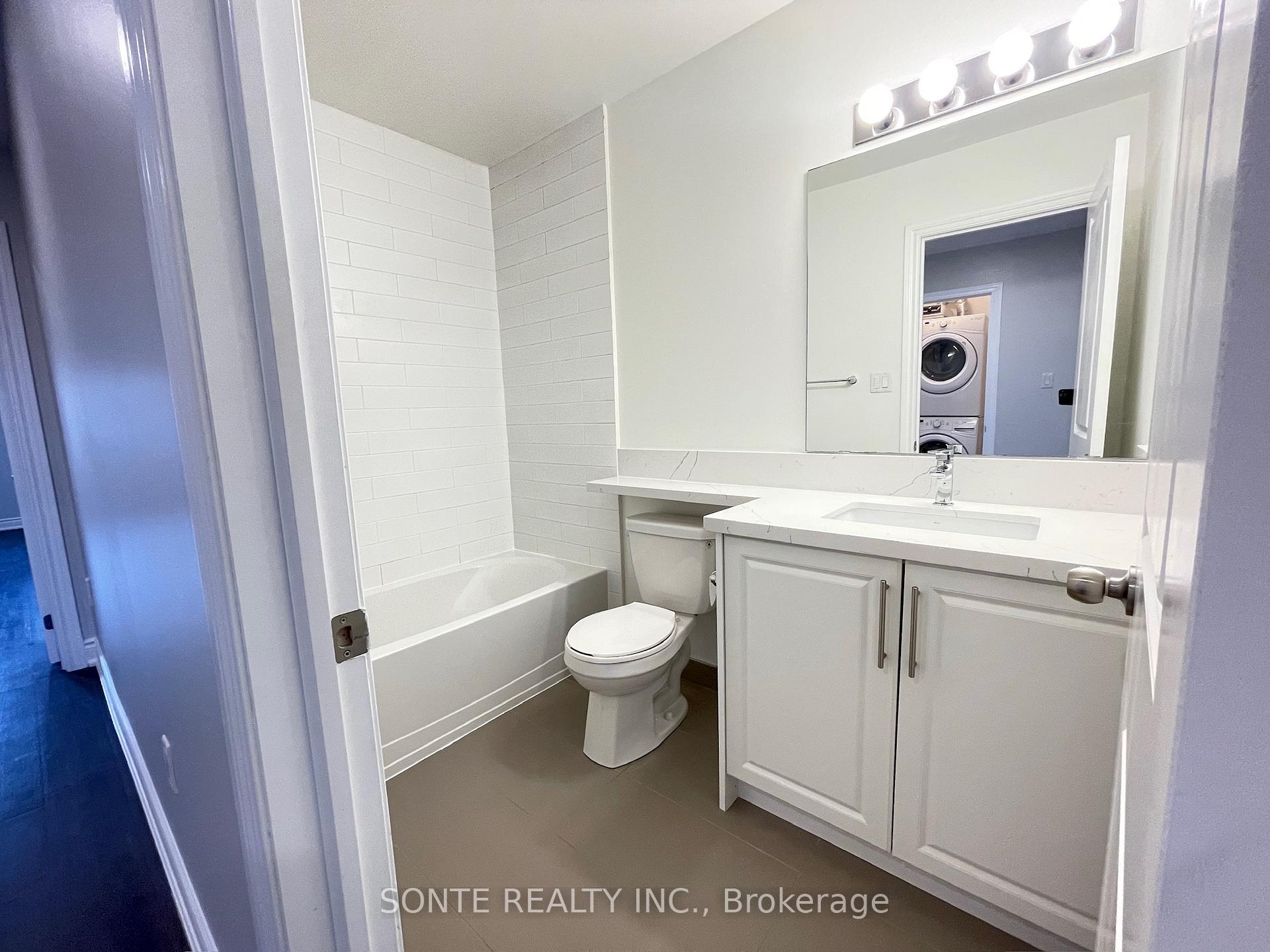 Photo 32 of Unit #21, 40 Megan Crescent, Barrie, Holly — HOMEH