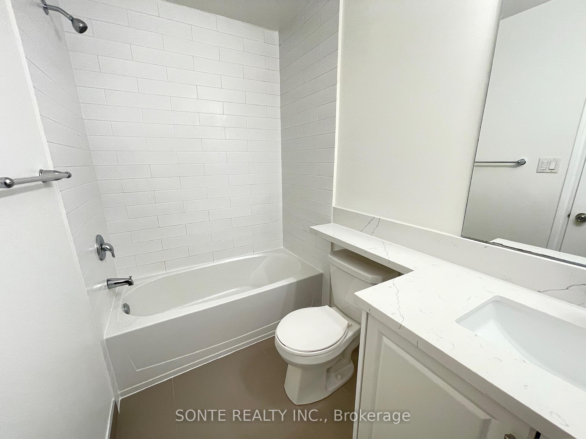 Photo 33 of Unit #21, 40 Megan Crescent, Barrie, Holly — HOMEH