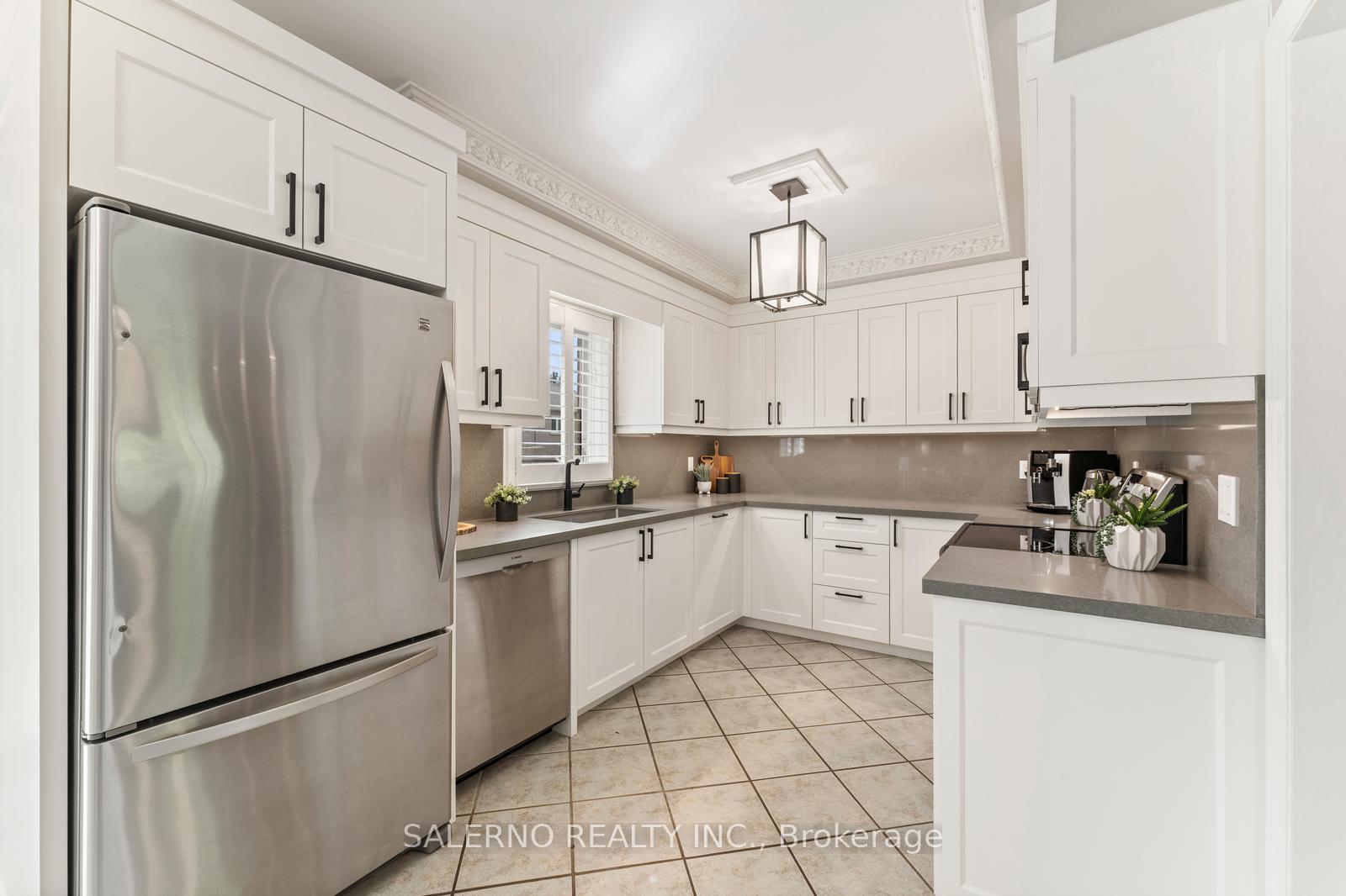 Photo 15 of 87 Lois Drive, Vaughan, Islington Woods — HOMEH