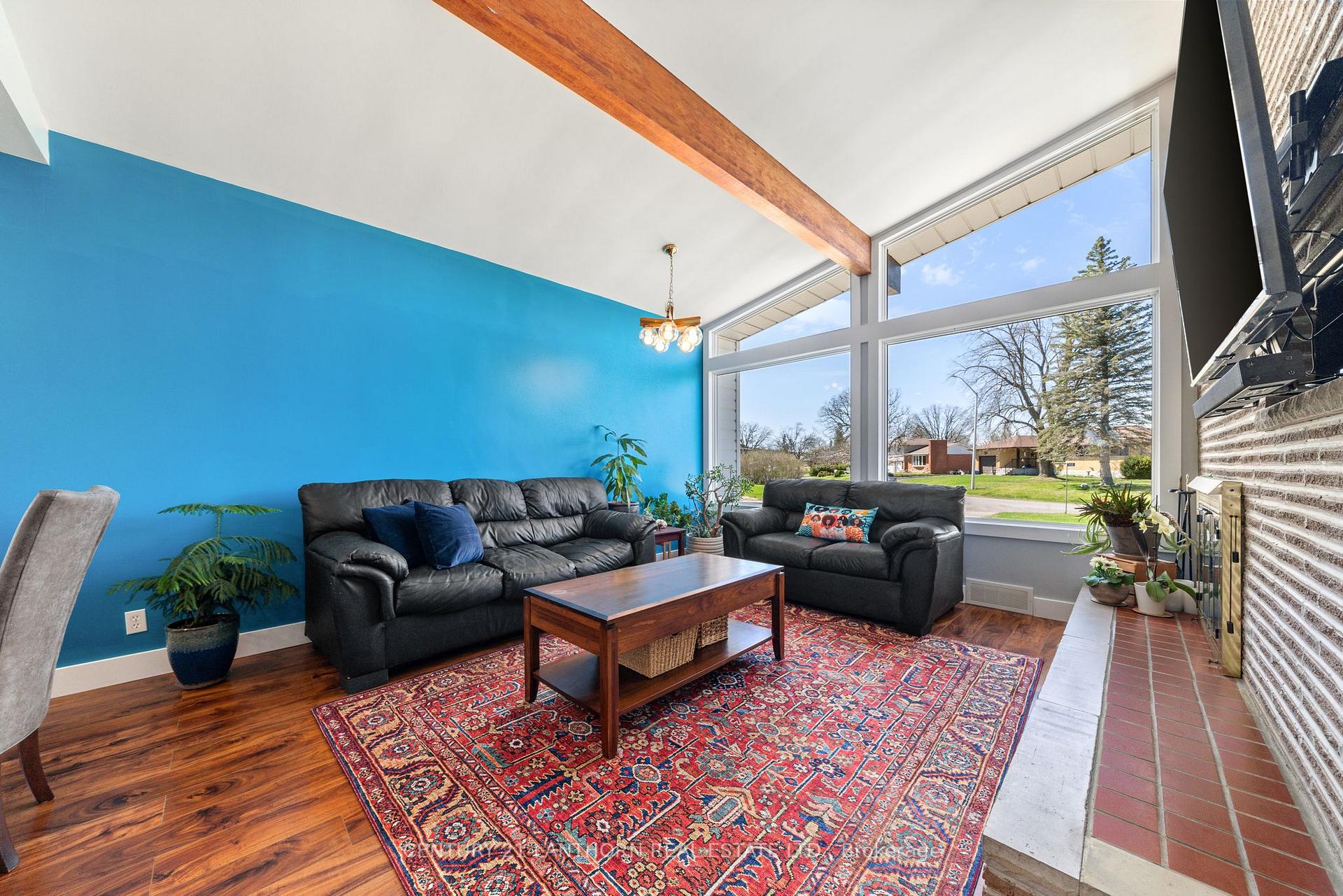 Photo 6 of 112 Sidney Crescent, Quinte West, Sidney Ward — HOMEH