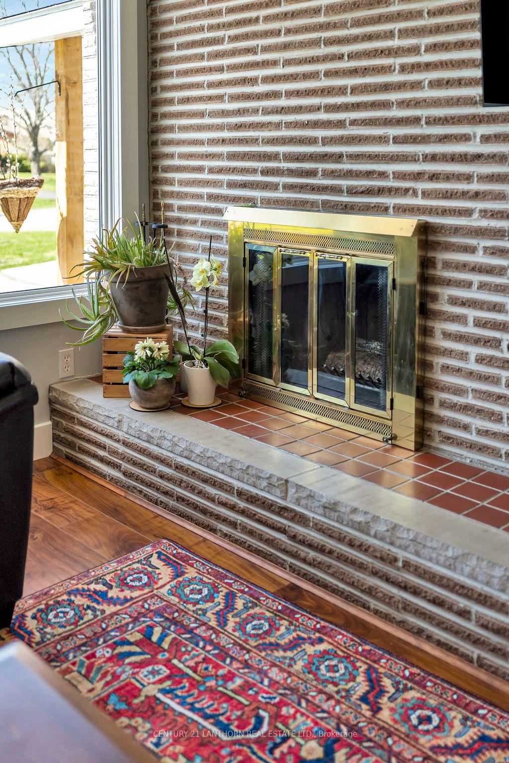 Photo 7 of 112 Sidney Crescent, Quinte West, Sidney Ward — HOMEH