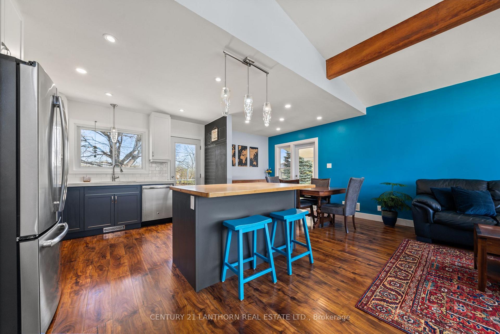Photo 10 of 112 Sidney Crescent, Quinte West, Sidney Ward — HOMEH