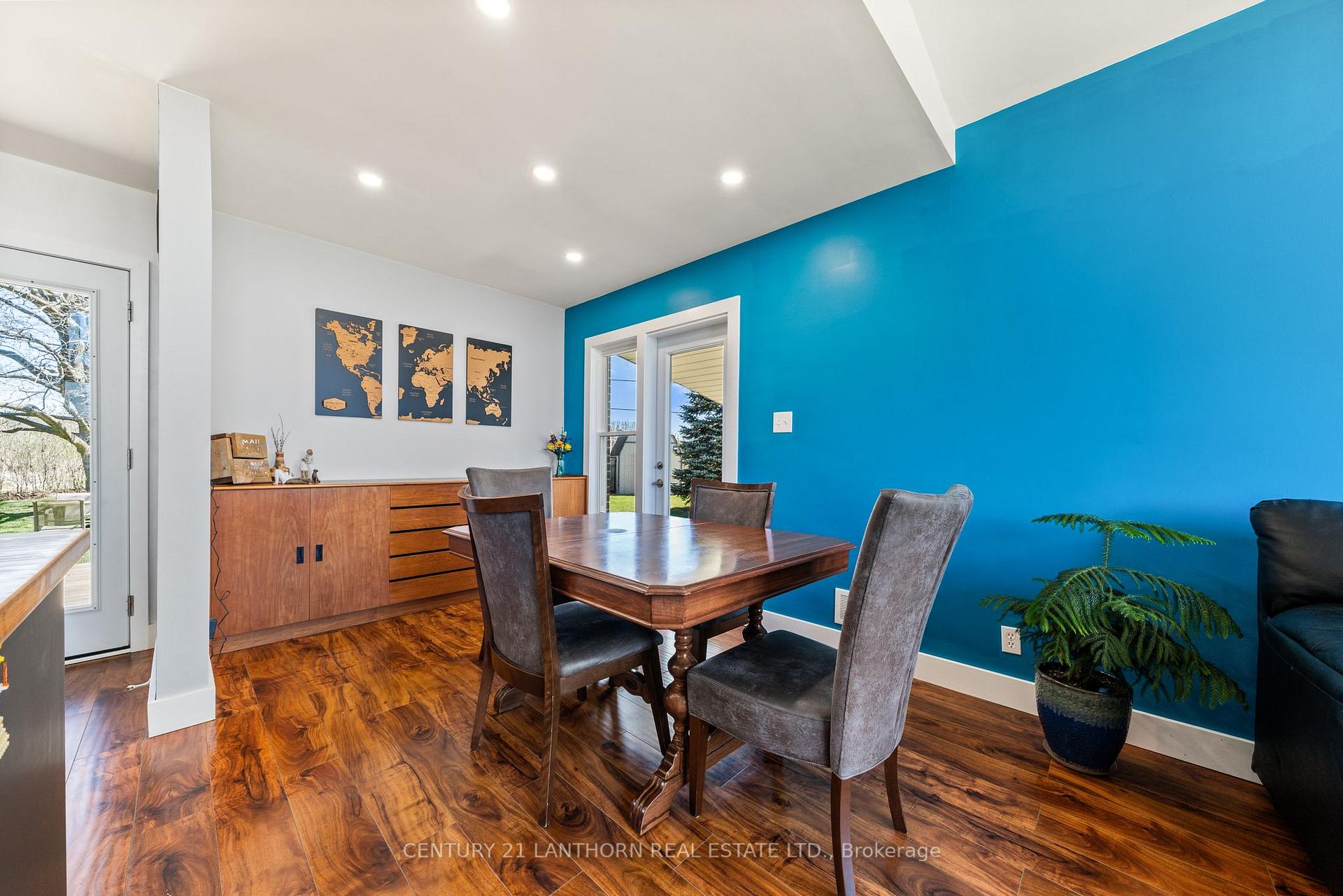 Photo 11 of 112 Sidney Crescent, Quinte West, Sidney Ward — HOMEH
