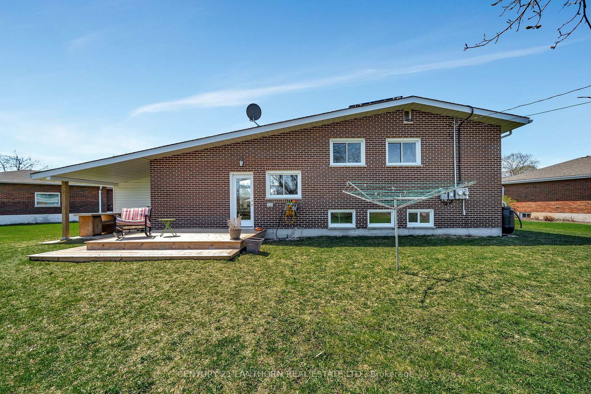 Photo 31 of 112 Sidney Crescent, Quinte West, Sidney Ward — HOMEH
