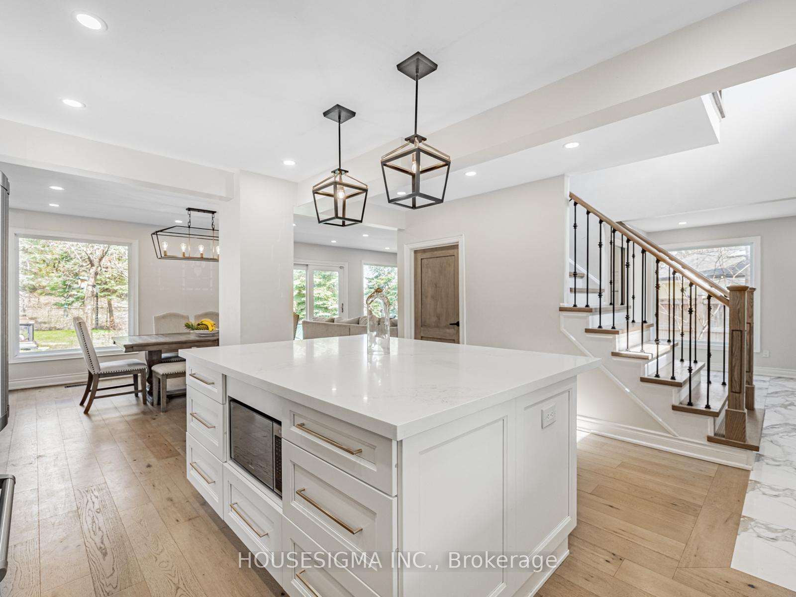 Photo 1 of 10 Whitney Court, Whitby, Lynde Creek — HOMEH