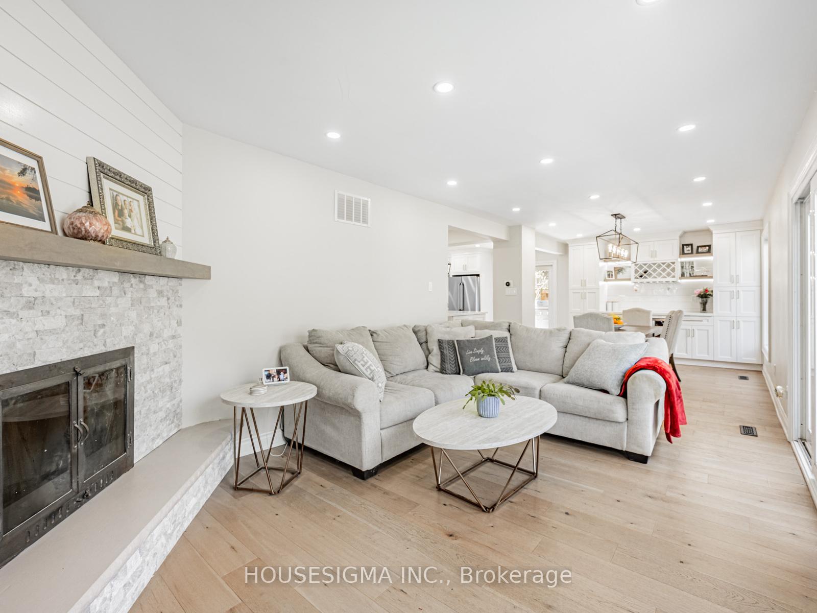 Photo 8 of 10 Whitney Court, Whitby, Lynde Creek — HOMEH