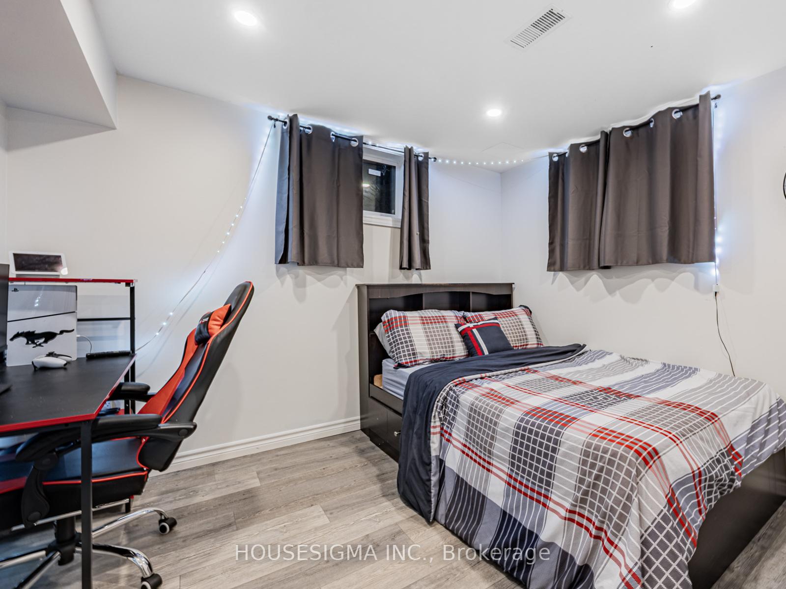 Photo 21 of 10 Whitney Court, Whitby, Lynde Creek — HOMEH