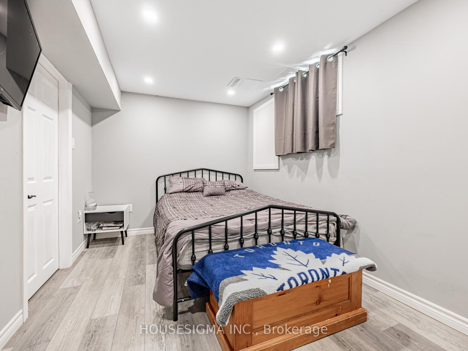 Photo 23 of 10 Whitney Court, Whitby, Lynde Creek — HOMEH