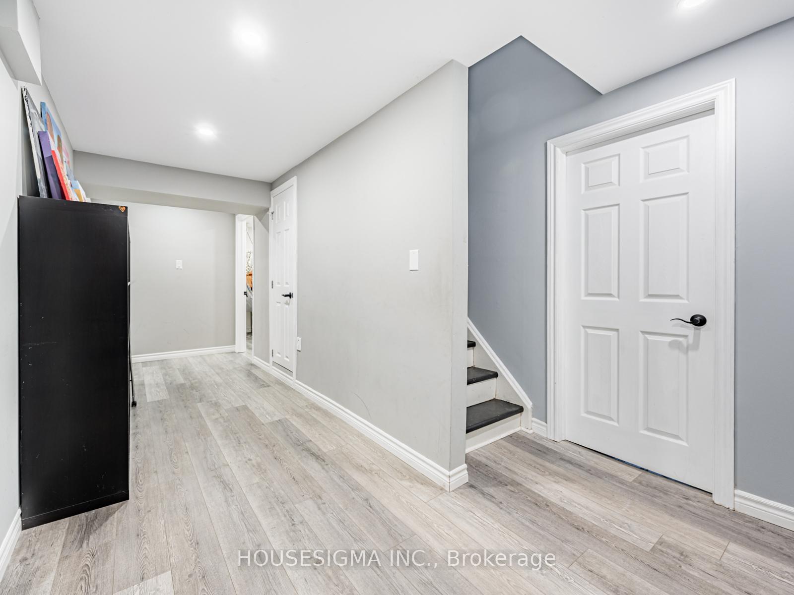 Photo 24 of 10 Whitney Court, Whitby, Lynde Creek — HOMEH