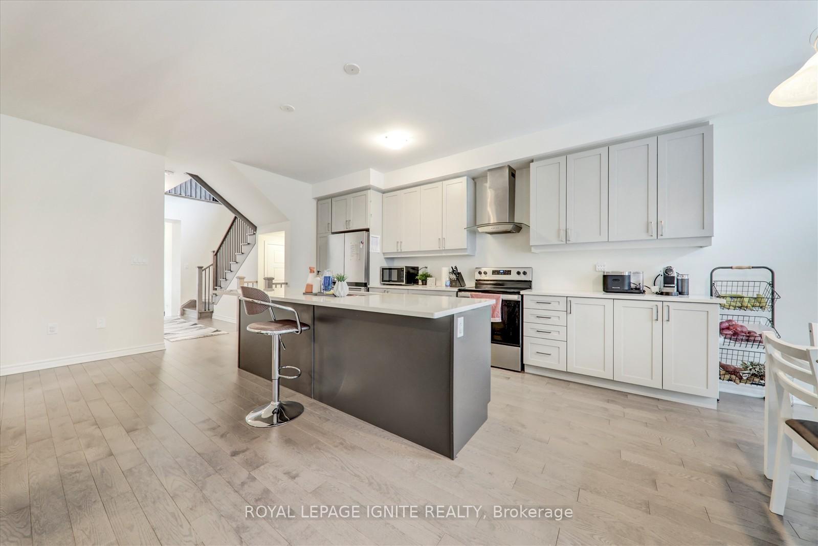 Photo 8 of 1437 Waterthrush Lane, Pickering, Rural Pickering — HOMEH