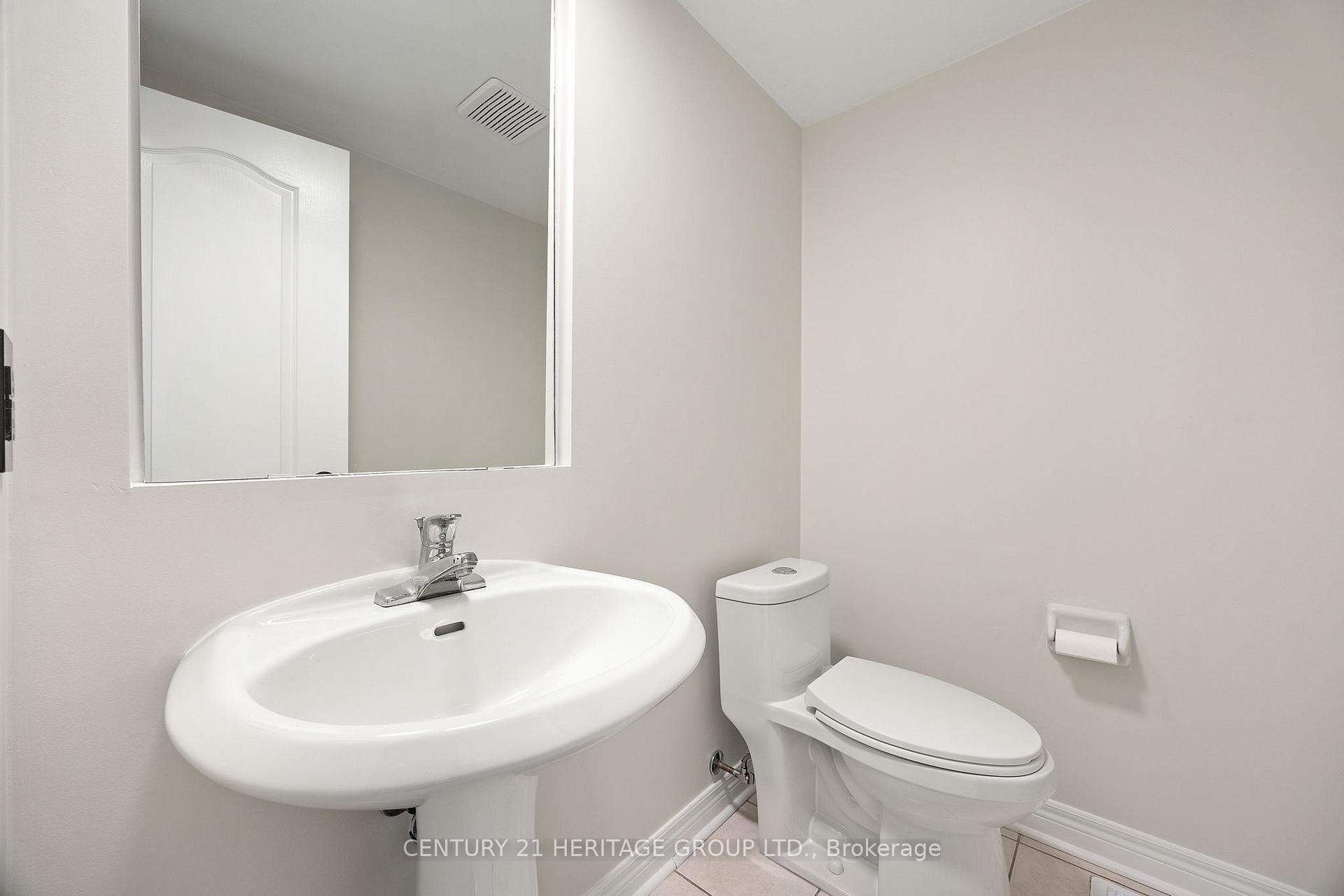 Photo 11 of 25 Wildberry Crescent, Vaughan, Vellore Village — HOMEH