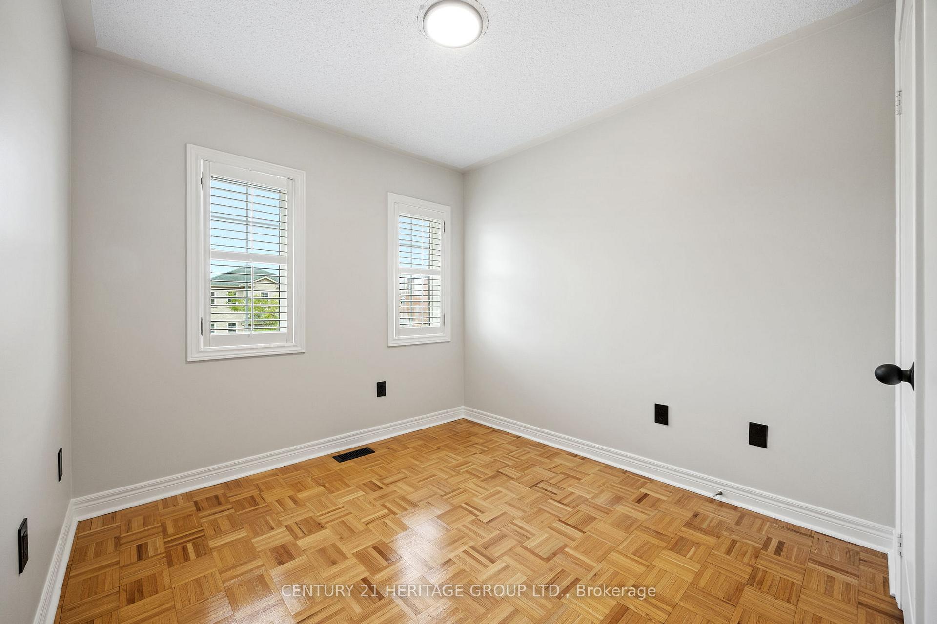 Photo 27 of 25 Wildberry Crescent, Vaughan, Vellore Village — HOMEH