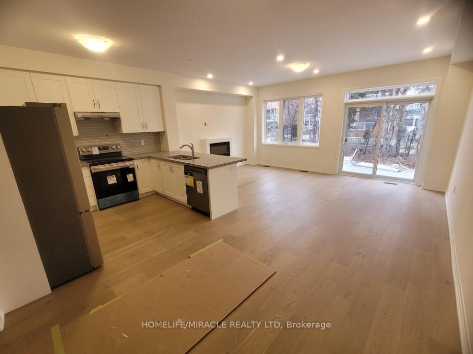 Photo 16 of 34 Rumi Court, Vaughan, Patterson — HOMEH