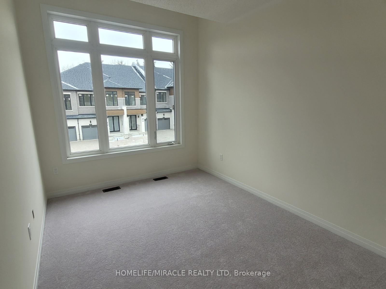 Photo 5 of 34 Rumi Court, Vaughan, Patterson — HOMEH