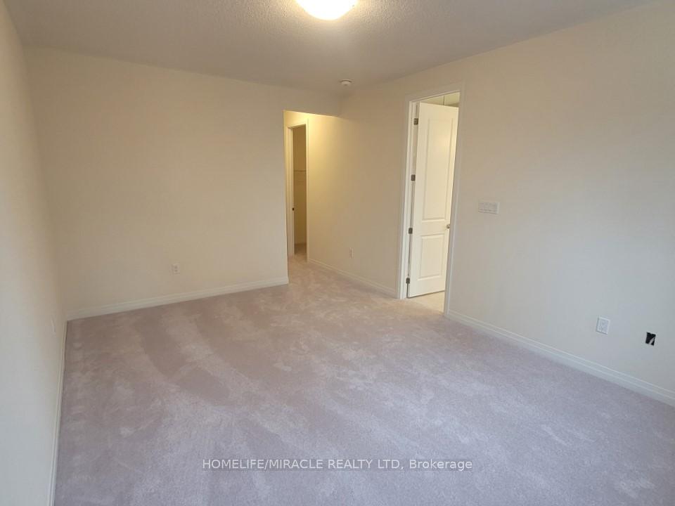 Photo 7 of 34 Rumi Court, Vaughan, Patterson — HOMEH