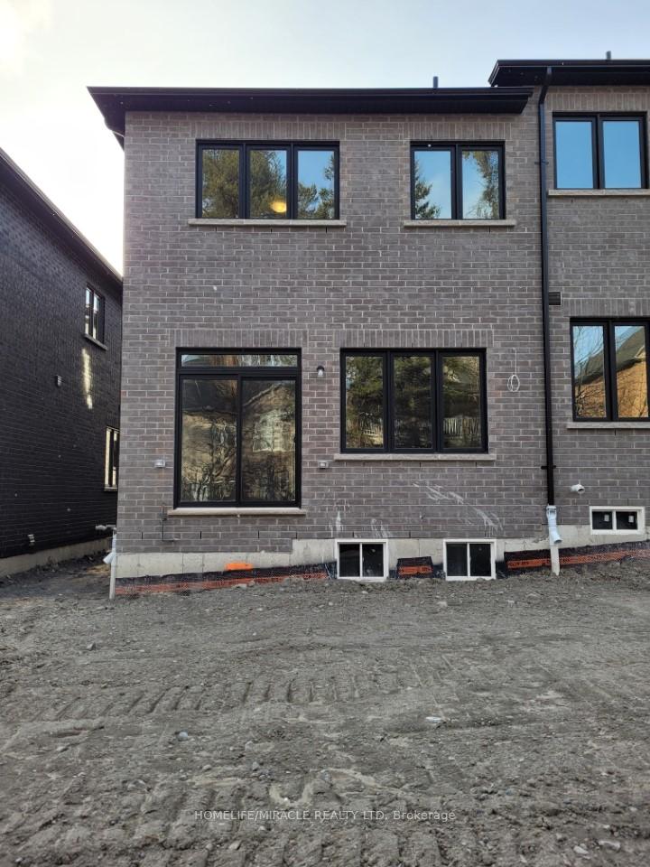 Photo 14 of 34 Rumi Court, Vaughan, Patterson — HOMEH