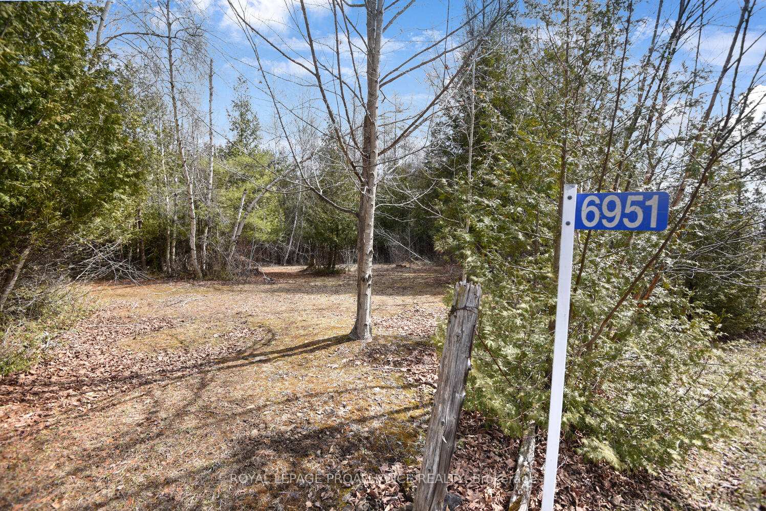 Photo 2 of 6951 Charleville Road, Augusta, Augusta Twp — HOMEH