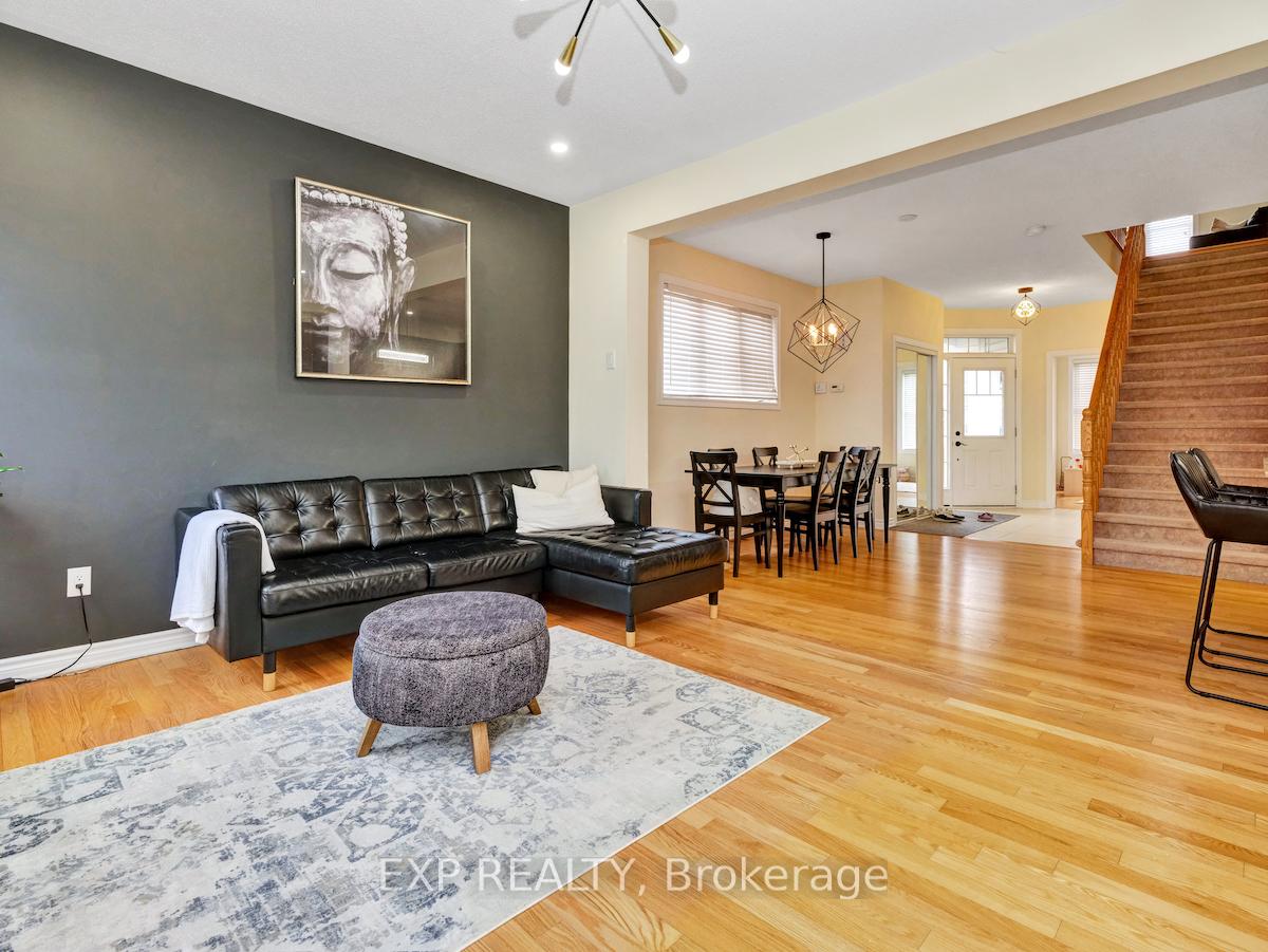 Photo 8 of 30 Pondhawk Way, Ottawa, Barrhaven - Half Moon Bay — HOMEH