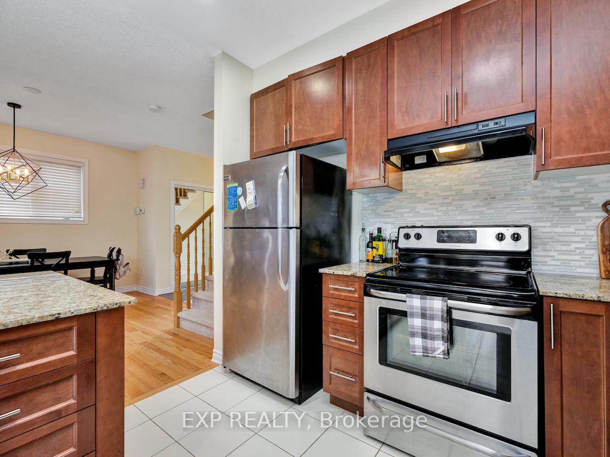 Photo 12 of 30 Pondhawk Way, Ottawa, Barrhaven - Half Moon Bay — HOMEH