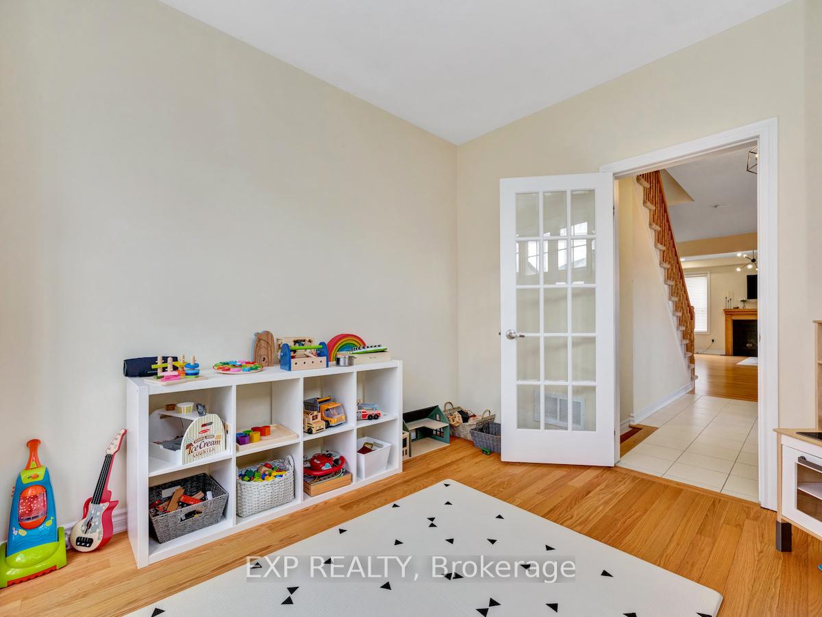 Photo 14 of 30 Pondhawk Way, Ottawa, Barrhaven - Half Moon Bay — HOMEH