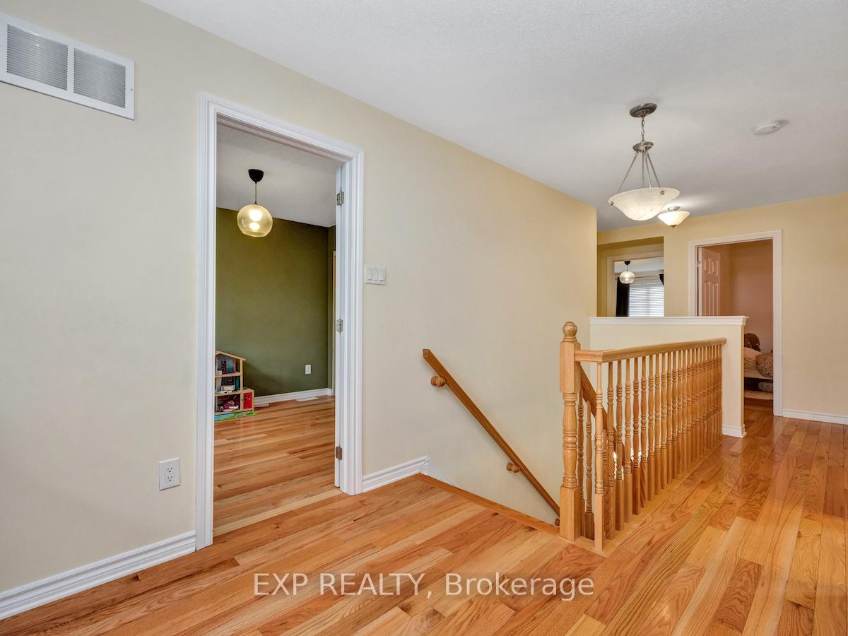 Photo 24 of 30 Pondhawk Way, Ottawa, Barrhaven - Half Moon Bay — HOMEH
