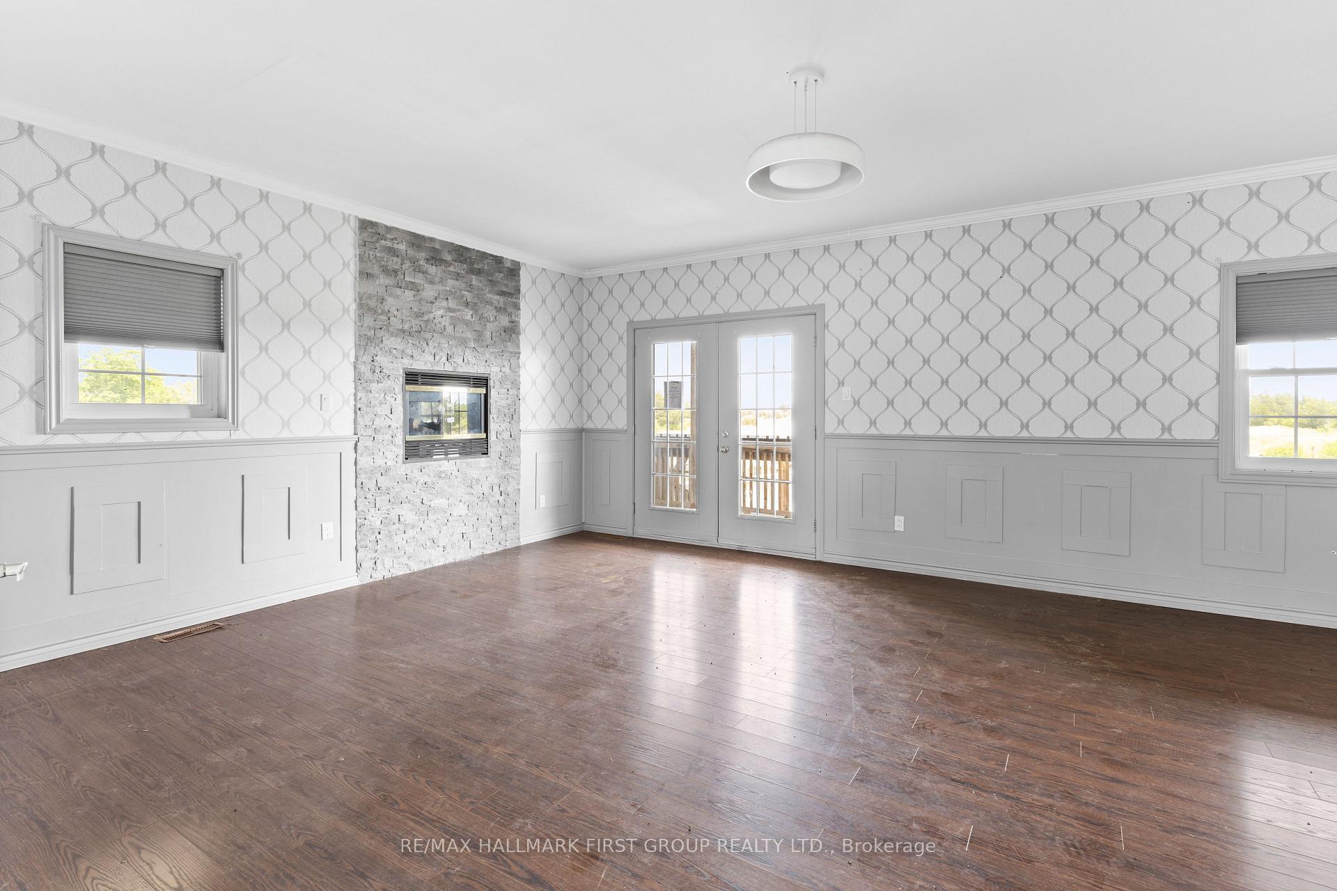 Photo 8 of 2898 County Rd 2, Prince Edward County, Ameliasburg Ward — HOMEH