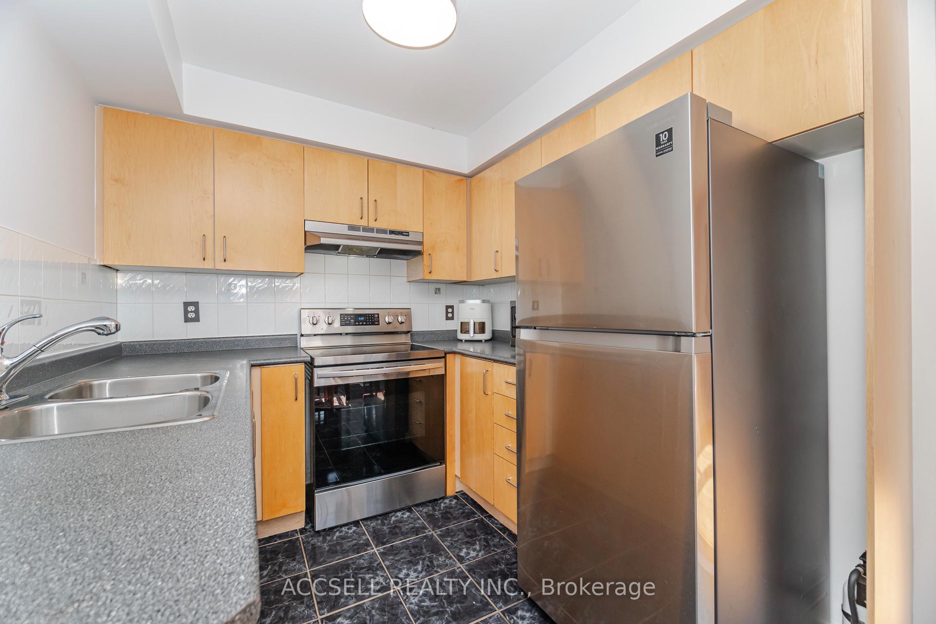 Photo 19 of 188 Deepsprings Crescent, Vaughan, Vellore Village — HOMEH
