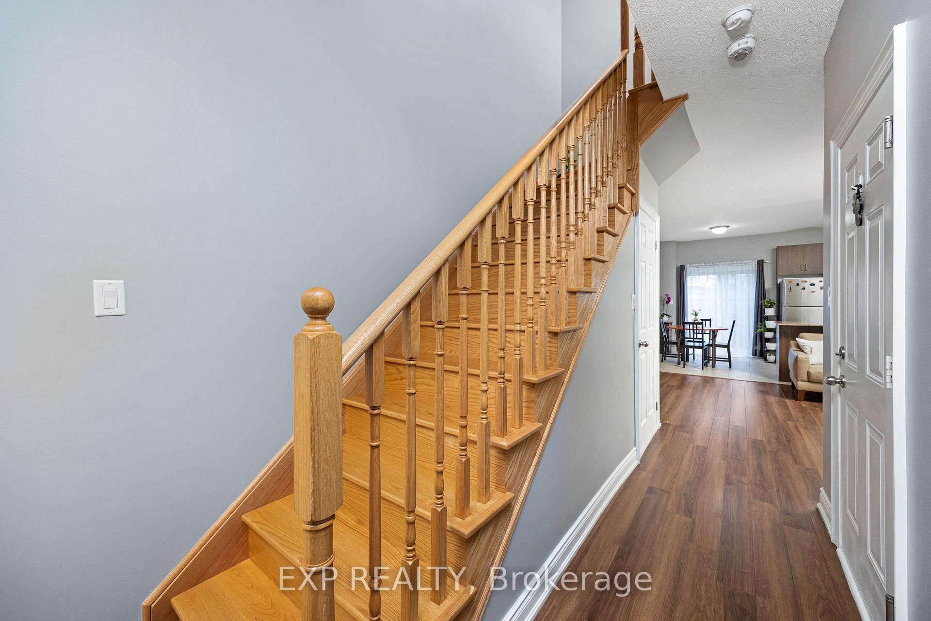 Photo 9 of 34 Prospect Way, Whitby, Pringle Creek — HOMEH